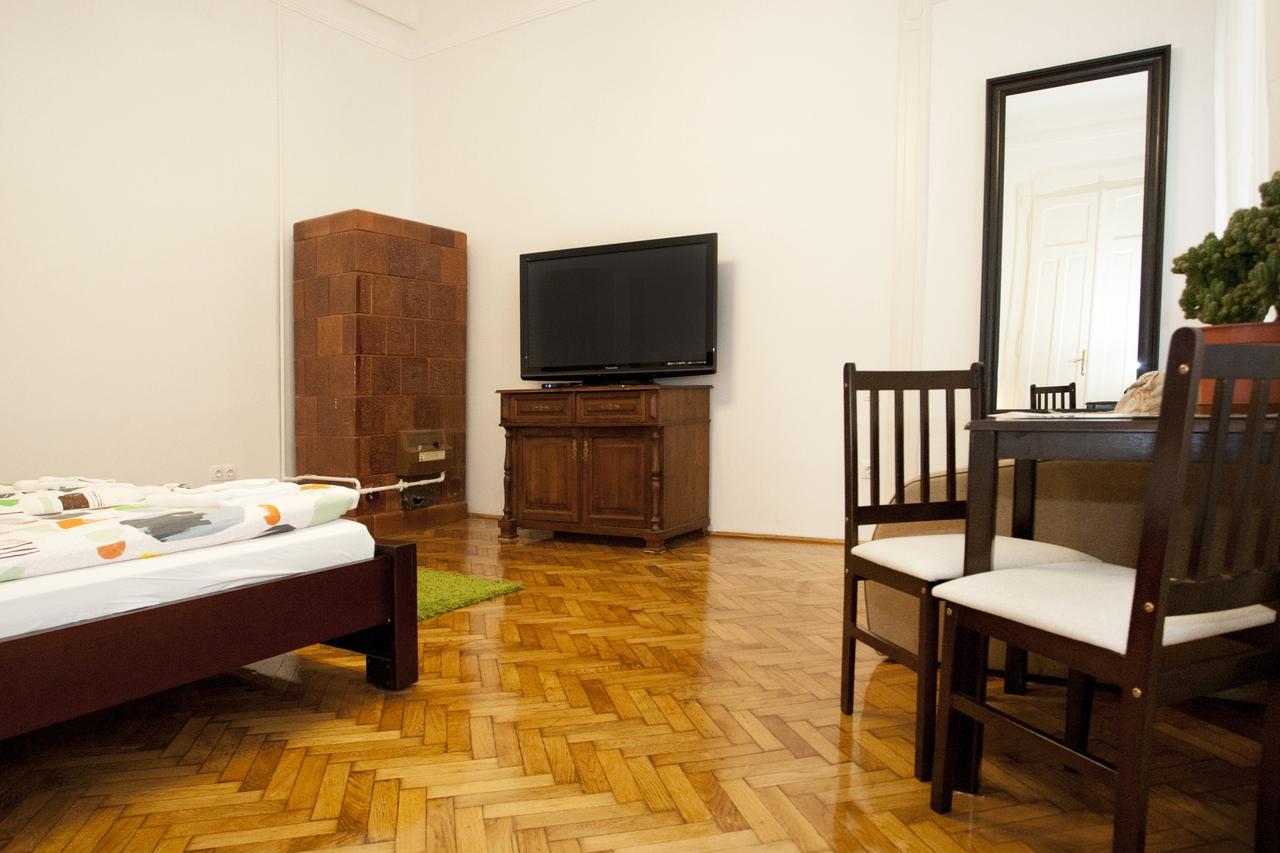 Ariel Studio Close To St. Stephen Basilica บูดาเปสต์ ภายนอก รูปภาพ